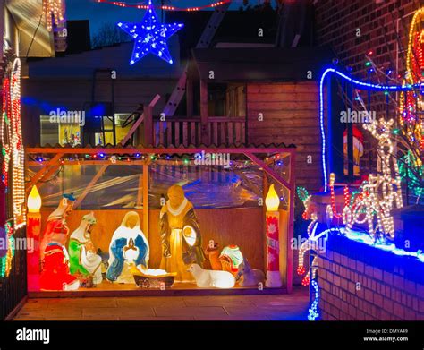 Christmas lights house lancashire hi-res stock photography and images ...