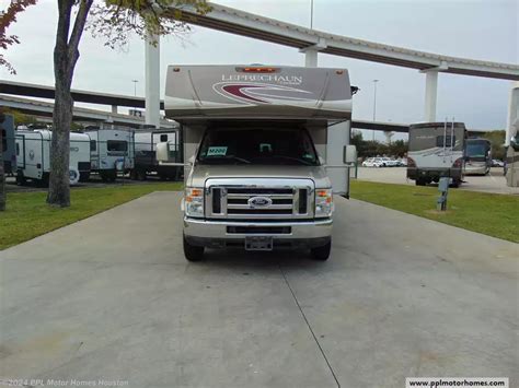 2015 Forest River Leprechaun 319DS RV for Sale in Houston, TX 77074 | M200 | RVUSA.com Classifieds