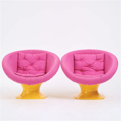 Raphaël Raffel, a pair of easy chairs, France, 1970s. - Bukowskis