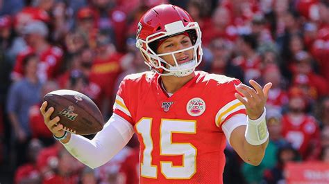 Kansas City Chiefs: Patrick Mahomes needs help to cover team's flaws