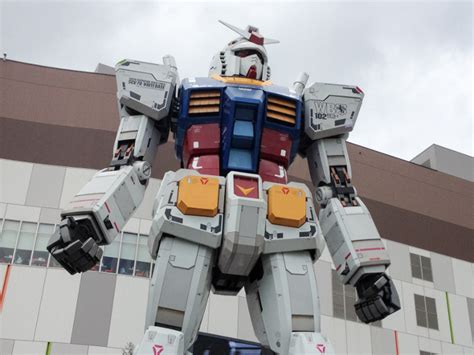 Decided to remove Gundam statue which is landmark of Odaiba and close ...