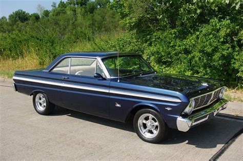 Blue 1965 Ford Falcon Futura | Autos y motocicletas, Ford falcon, Autos y motos