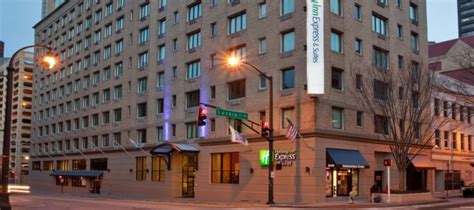 Holiday Inn Express & Suites| Downtown Atlanta, GA