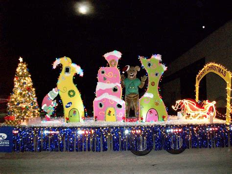 Grinch Stole Christmas Parade Float Ideas - Delta Christmas Parade ...