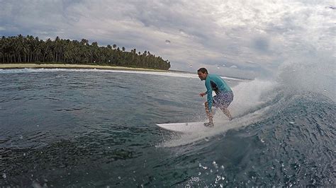 Telo Island Lodge - It’s all smiles | World Surfaris