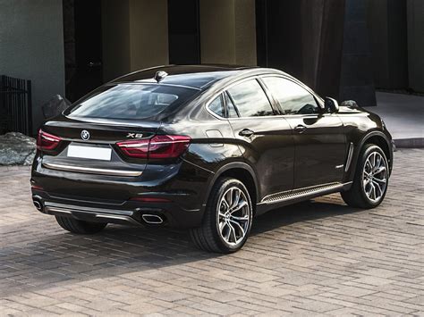 2017 BMW X6 - Price, Photos, Reviews & Features