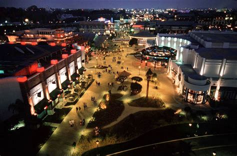 Downtown Disney Anaheim Time-Lapse video | The Disney Blog