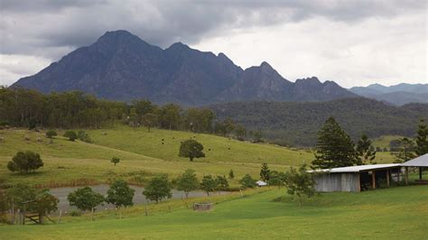 Ten Epic Mountains in Australia You Should Hike at Least Once in Your Life - Concrete Playground