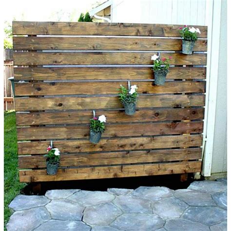 Pallet wall Patio Privacy Screen, Privacy Fence Designs, Backyard Privacy, Backyard Patio ...