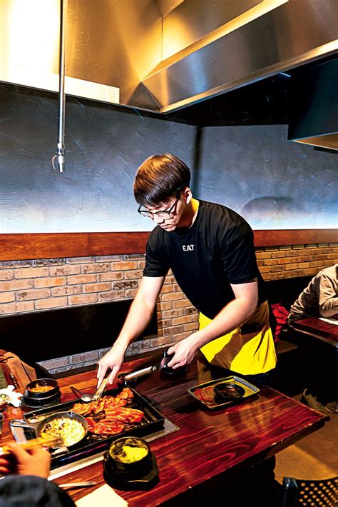 Restaurant Review: Meokja Meokja - Washingtonian | Restaurant review, Restaurant, Korean barbecue