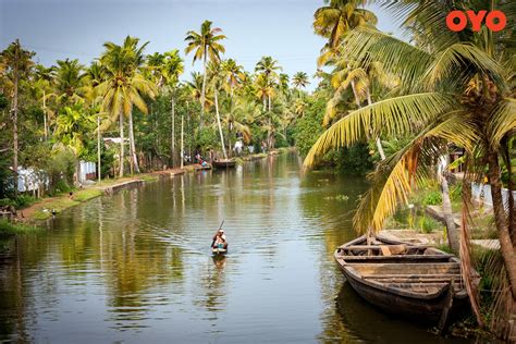 Sailing through the Alappuzha backwaters: A Travel Guide – OYO Hotels ...