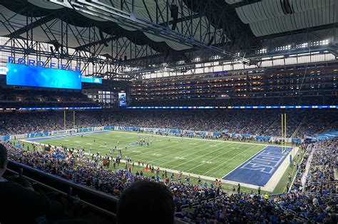 File:Minnesota Vikings vs. Detroit Lions 2018 03.jpg - Wikimedia Commons