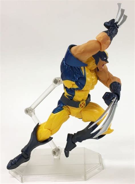 Berserker Claw | Action figures, Toys photography, Marvel heroes