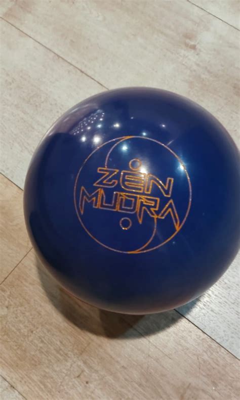 Bowling ball, Sports Equipment, Sports & Games, Billiards & Bowling on ...