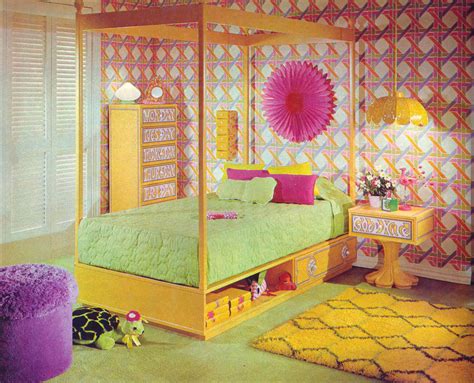 gold country girls: Bright And Colorful 70's Bedrooms Featuring Drexel Furnishings