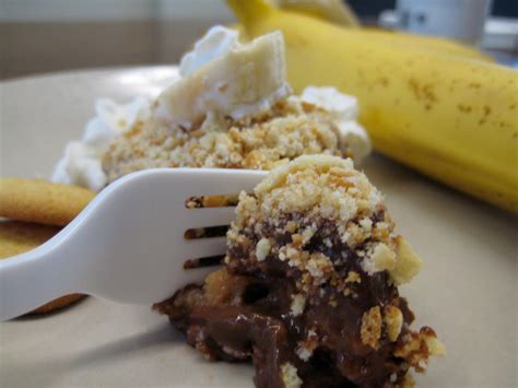 Banana Chocolate Pudding Pie : 7 Steps (with Pictures) - Instructables