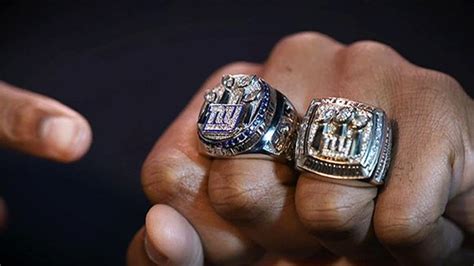 Osi Umenyiora reflects on Super Bowl Rings