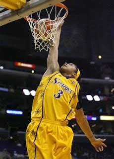 beautiful women athlete: Candace Parker dunk