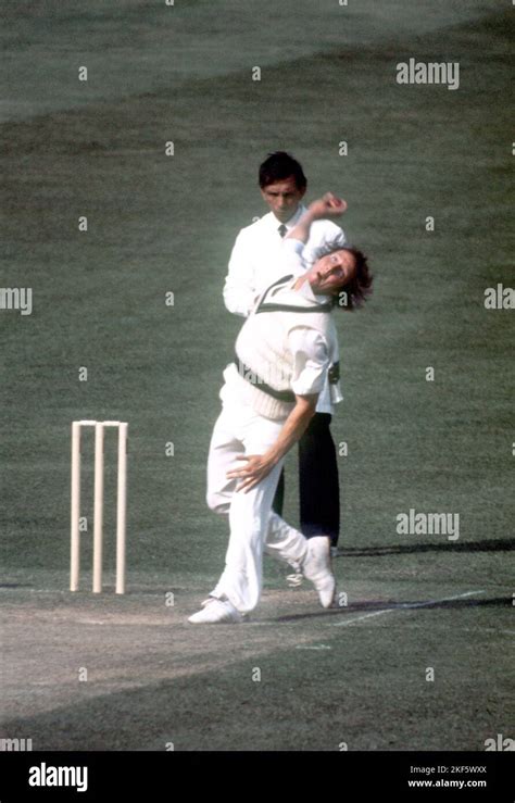 Australia's Jeff Thomson bowling Stock Photo - Alamy