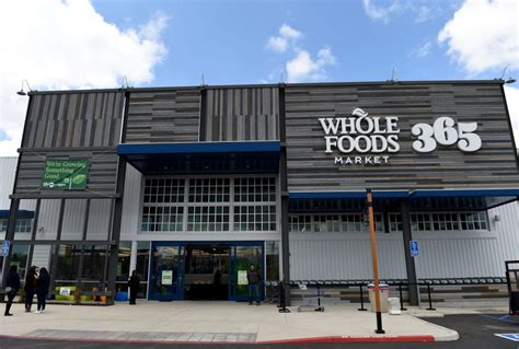 Whole Foods opens its third Southern California Market 365 in Long ...