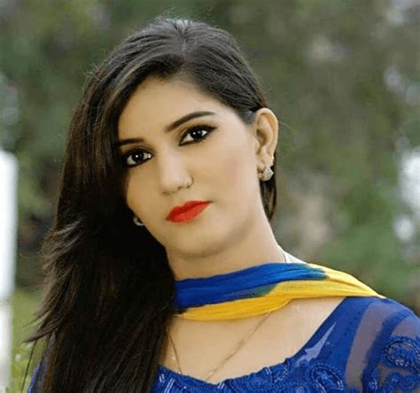 Sapna Choudhary Wiki, Height, Weight, Age, Affair, Family, Biography