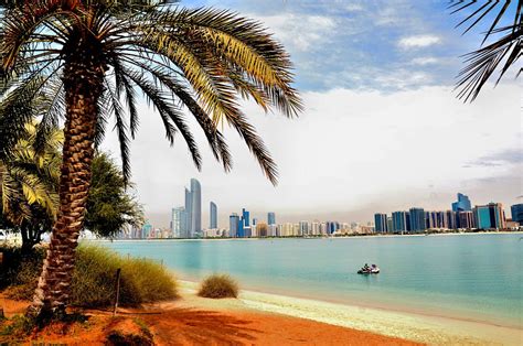 How to live like a Local in Abu Dhabi - Lonely Planet