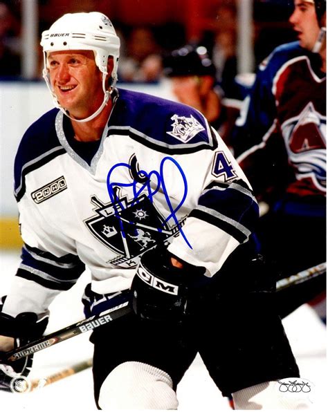 Autographed ROB BLAKE 8X10 Los Angeles Kings Photo - Main Line Autographs