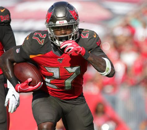 Bucs’ RB Ronald Jones Says He’s "Better" and "More Focused" Than Last Season - yoursportspot.com