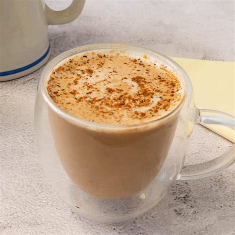 Pumpkin Chai Latte - Veena Azmanov