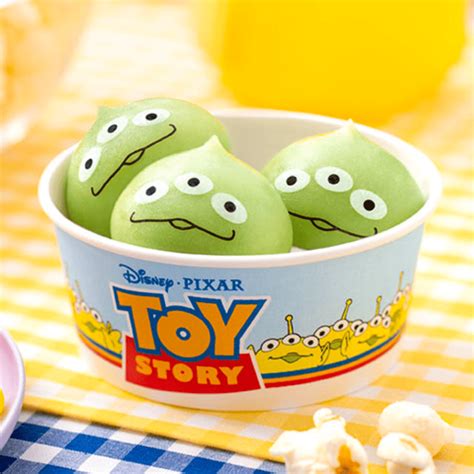 Tokyo Disneyland to Sell Frozen Green Alien Mochi • TDR Explorer