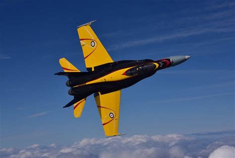 Canadian CF-18 Hornet Demo! - California Capital Airshow | Air show, Fighter jets, Fighter