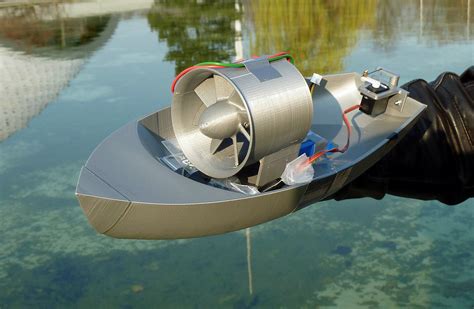 Fully 3D printed remote controlled boat | Cults | 3D Hubs Talk