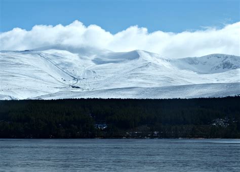 Magical Winter Holidays in the Highlands - Embrace Scotland