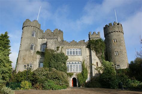 Malahide Castle Concerts 2024 in Dublin - Rove.me