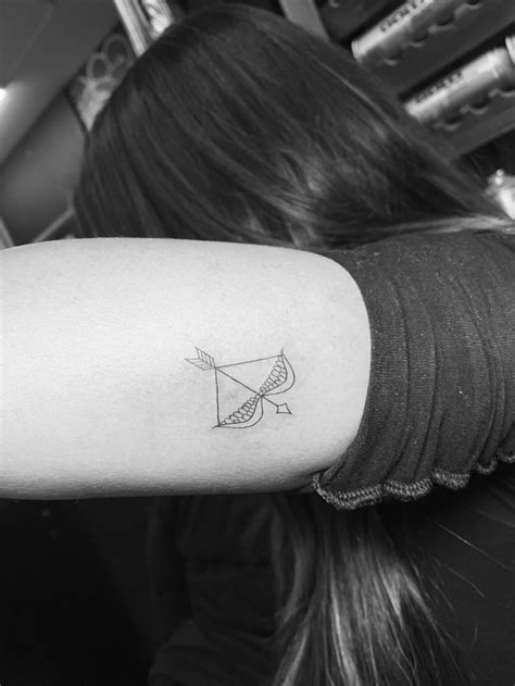 Cupid’s bow tattoo | Bow tattoo, Tattoos, Bookish tattoos