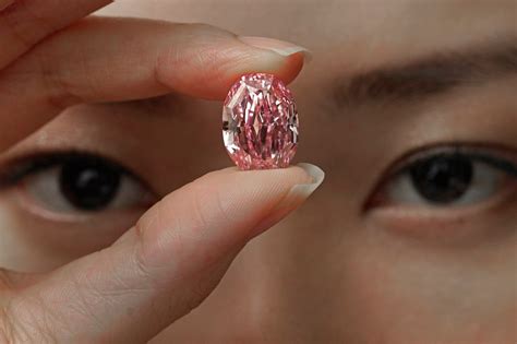 Diamond Facts And History - DIAMOND EXCHANGE FEDERATION