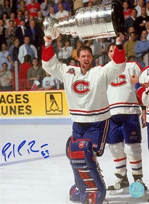 Patrick Roy with The Stanley Cup 1993 | HockeyGods