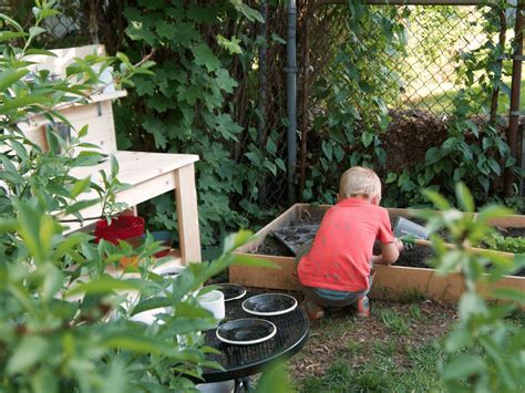 How to Create a Charming Mud Kitchen with these 9 Ideas