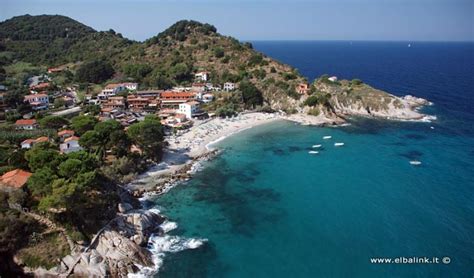 Beach of Sant'Andrea - Marciana | Elba Island sandy beaches