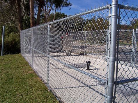 Chain Link Fence FAQ - Amendola's Fence