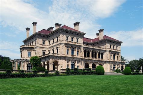 (BAD) Blog About Design: The Vanderbilt Mansion: The Breakers