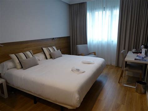 HOTEL MONTE CARMELO - Updated 2024 Prices & Reviews (Seville, Spain)