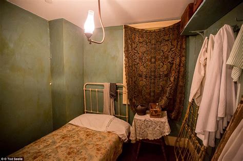 Photos from Tenement Museum shed light on Lower East Side's immigrant ...