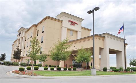 Hampton Inn Macomb in Macomb (IL) - Room Deals, Photos & Reviews