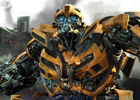 Take A First Look At 'Transformers' Prequel Bumblebee! | Geekfeed