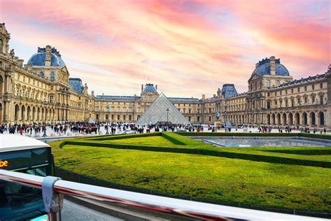 Louvre Museum, Paris - the world’s greatest art museum - Holiday and Trips