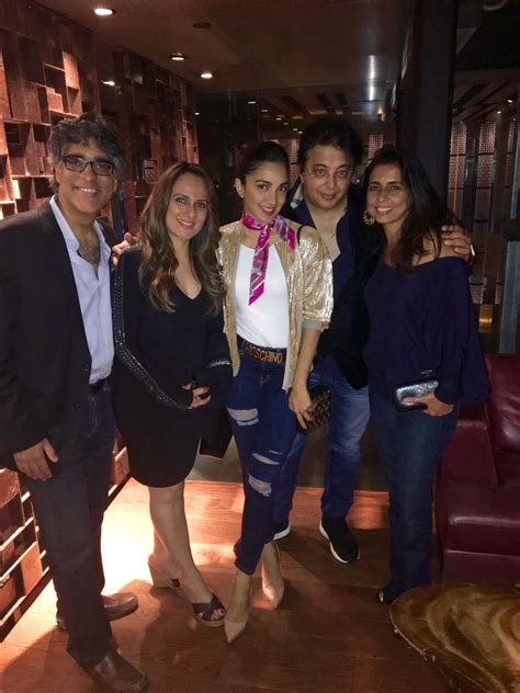 Photos: Kiara Advani Chilling In New York With Her Family | MissMalini