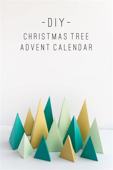 DIY Christmas Tree Advent Calendar - Printables 4 Mom