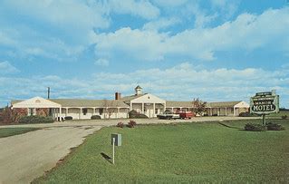 Manor Motel, circa 1960s - Valparaiso, Indiana | Manor Motel… | Flickr