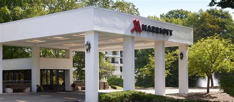 Explore the Marriott Park Ridge | SPIRE Hospitality